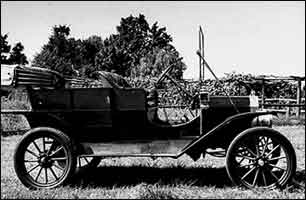1909 Ford Model T. 