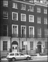 Kent had a flat at 47 Gloucester Sq., where he lived with his mistress Anna Wolkoff. 