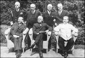 Sitting (from left): Clement Attlee, Harry S. Truman, Joseph Stalin; behind: William Daniel Leahy, Ernest Bevin, James F. Byrnes and Vyacheslav Molotov. 