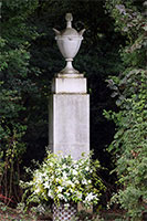 Fake memorial urn and plinth which mark Diana's burial place. 