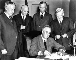 FDR signed the Selective Service 