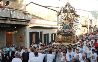 Devotees carrying a statue of the 