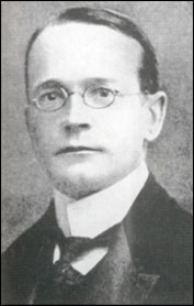 Joseph McCabe in 1910.