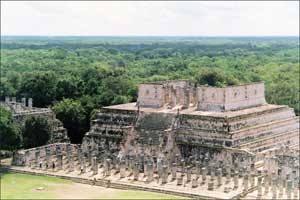 Temple of Warriors in Chickén Itzá.