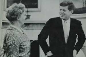 Dr. Travell and Kennedy in the White House. 